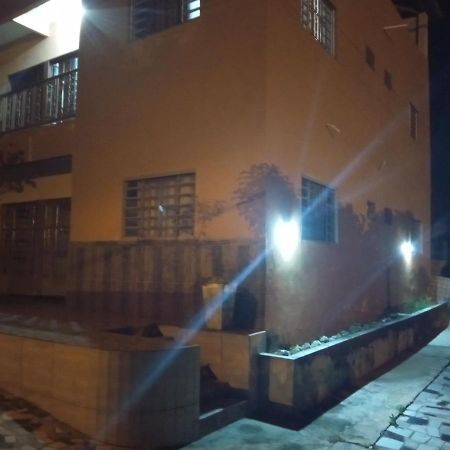 Aparthotel Familia Meireles Luziania Exterior photo